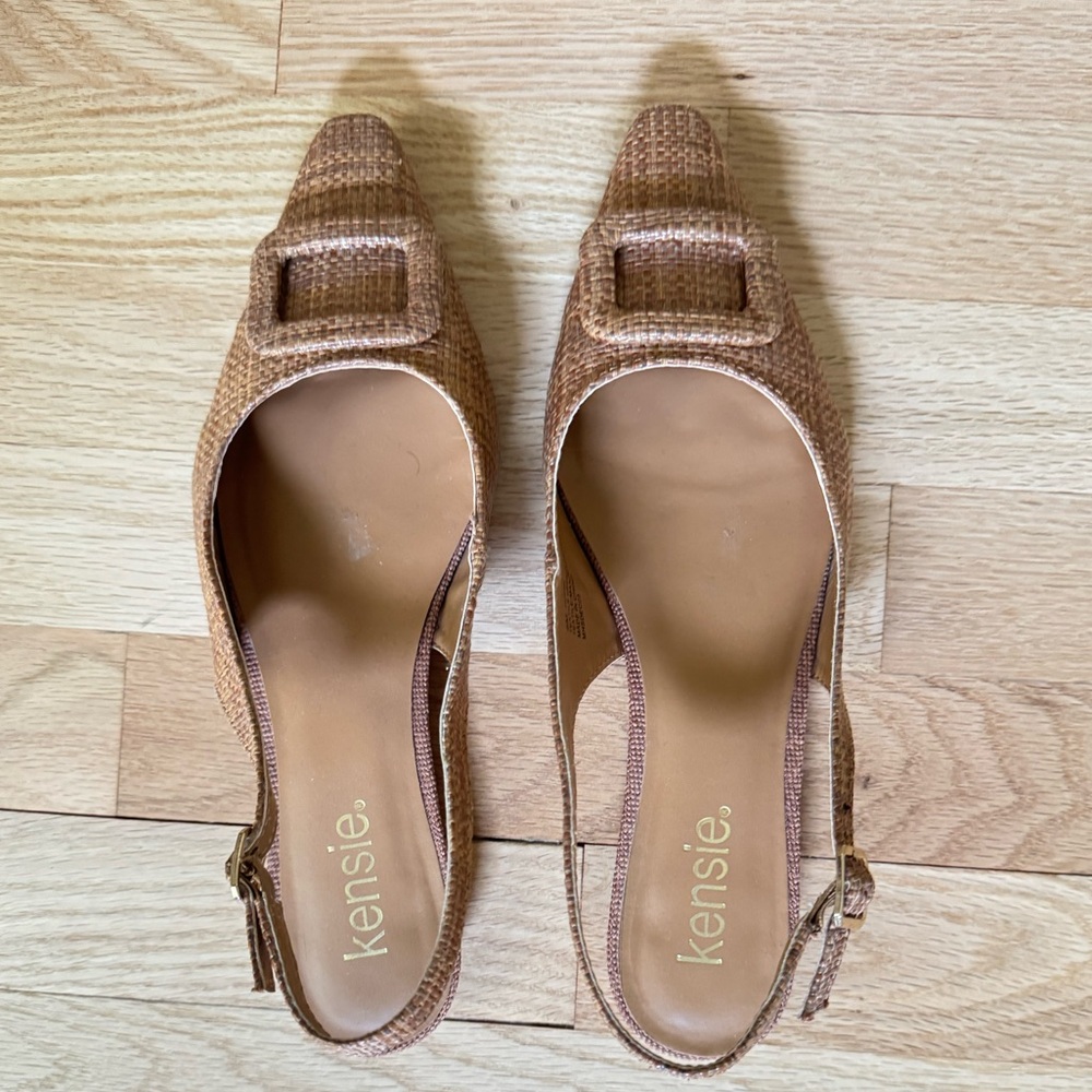 KENSIE Poppi Beige Croc Embossed Big Buckle Low Heel Slingbacks Size 8